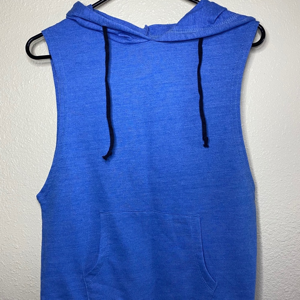 Comfy Sweatshirt with no sleeves